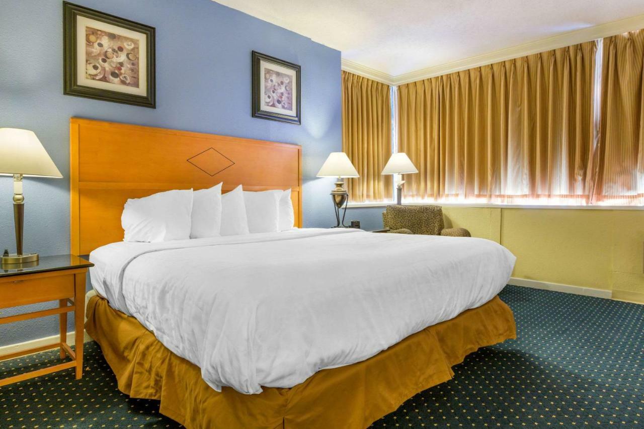 Inn At Lebanon - Hershey & Manheim Area Exterior photo