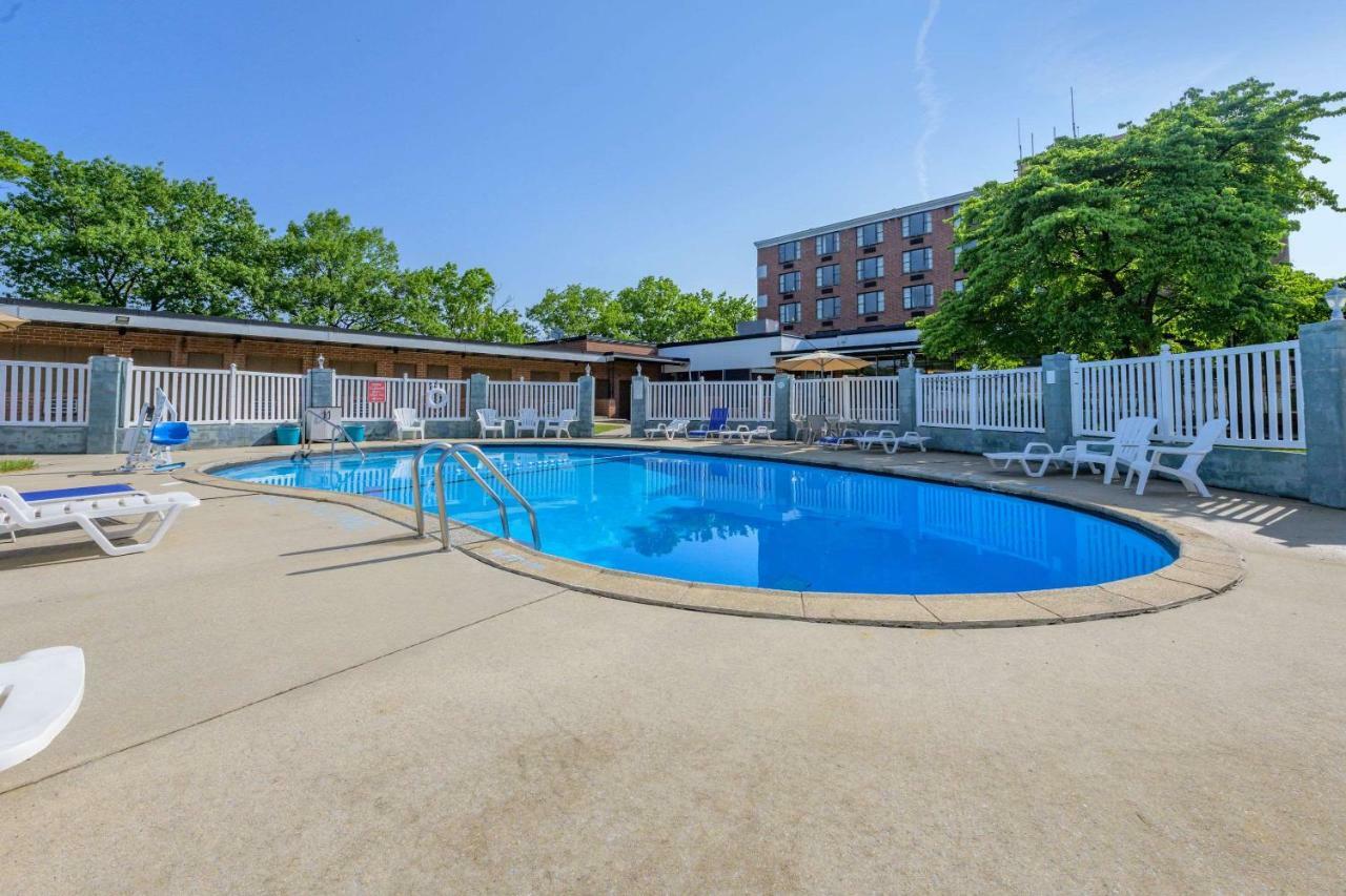 Inn At Lebanon - Hershey & Manheim Area Exterior photo
